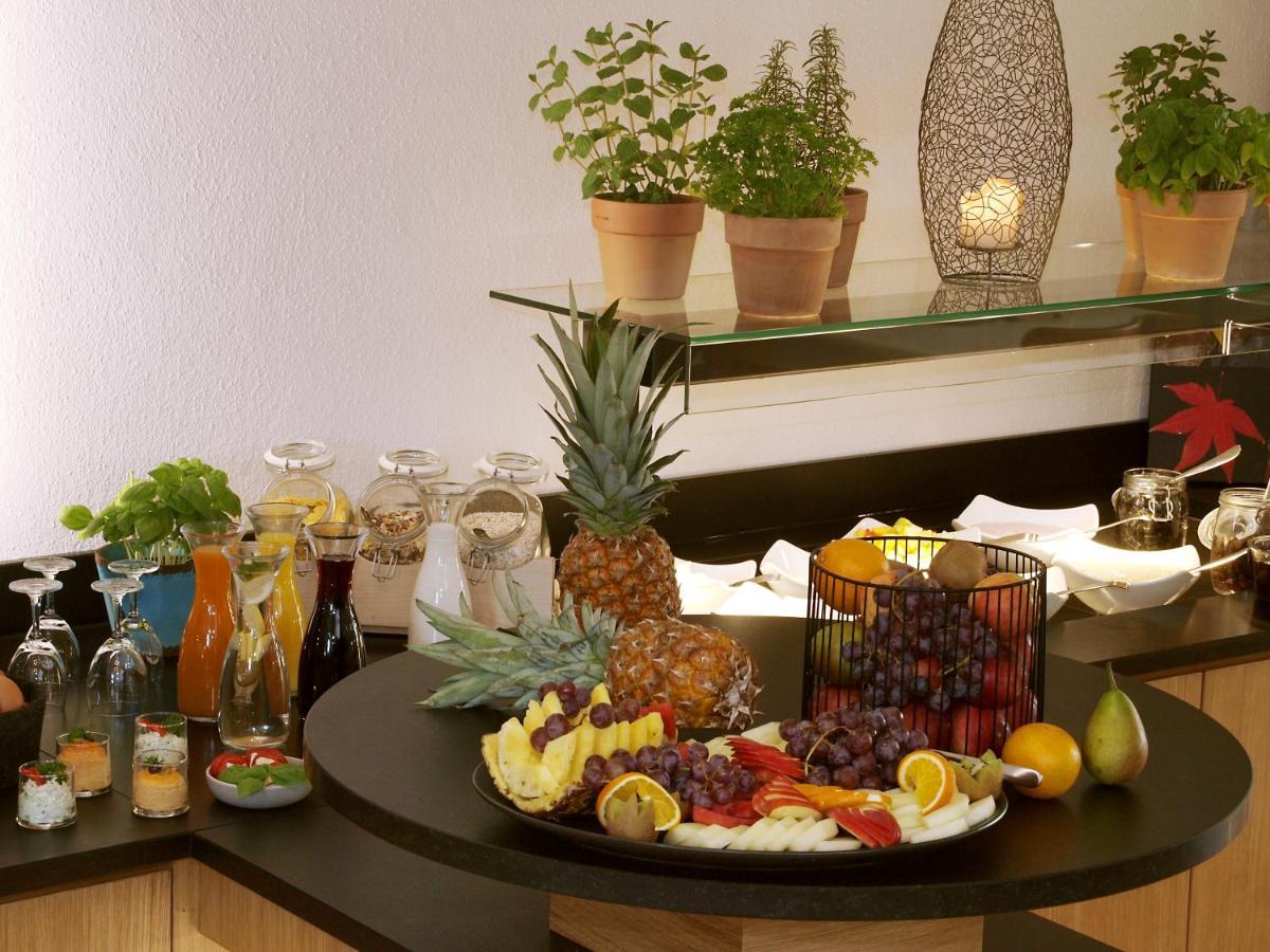 Hotel Restaurant Zum Goldenen Anker Mit Hallenbad & Wellnessbereich Windorf  Exteriér fotografie