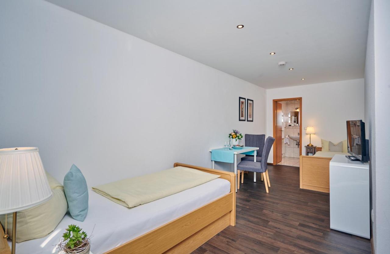 Hotel Restaurant Zum Goldenen Anker Mit Hallenbad & Wellnessbereich Windorf  Exteriér fotografie