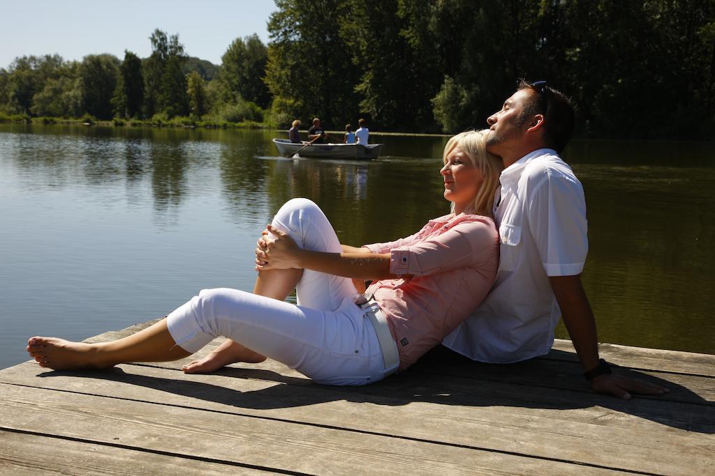 Hotel Restaurant Zum Goldenen Anker Mit Hallenbad & Wellnessbereich Windorf  Pokoj fotografie